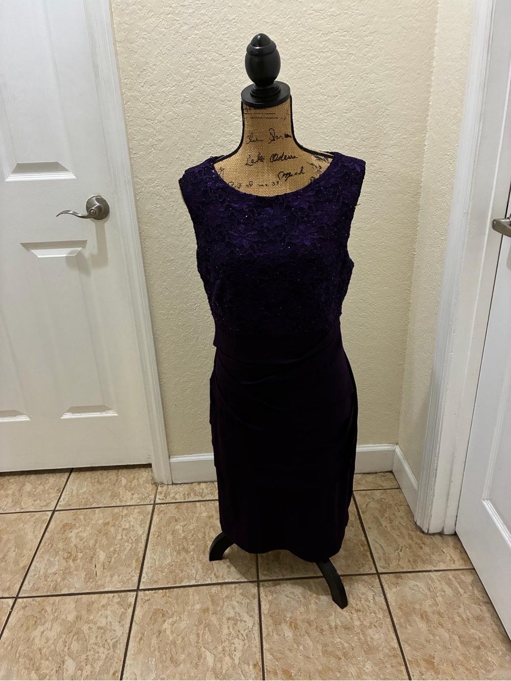 Elegant Purple Lace Sheath Dress size 14